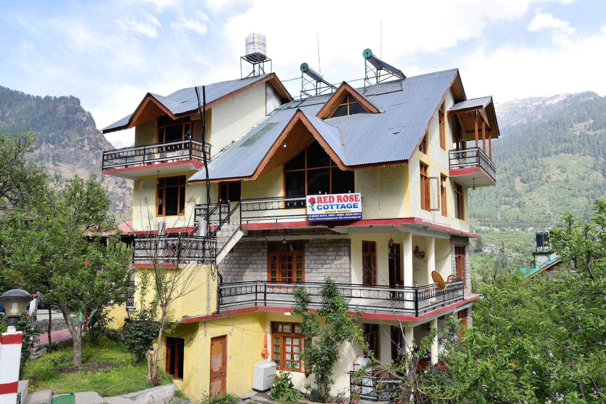 Oyo 13232 Red Rose Cottage Манали Экстерьер фото