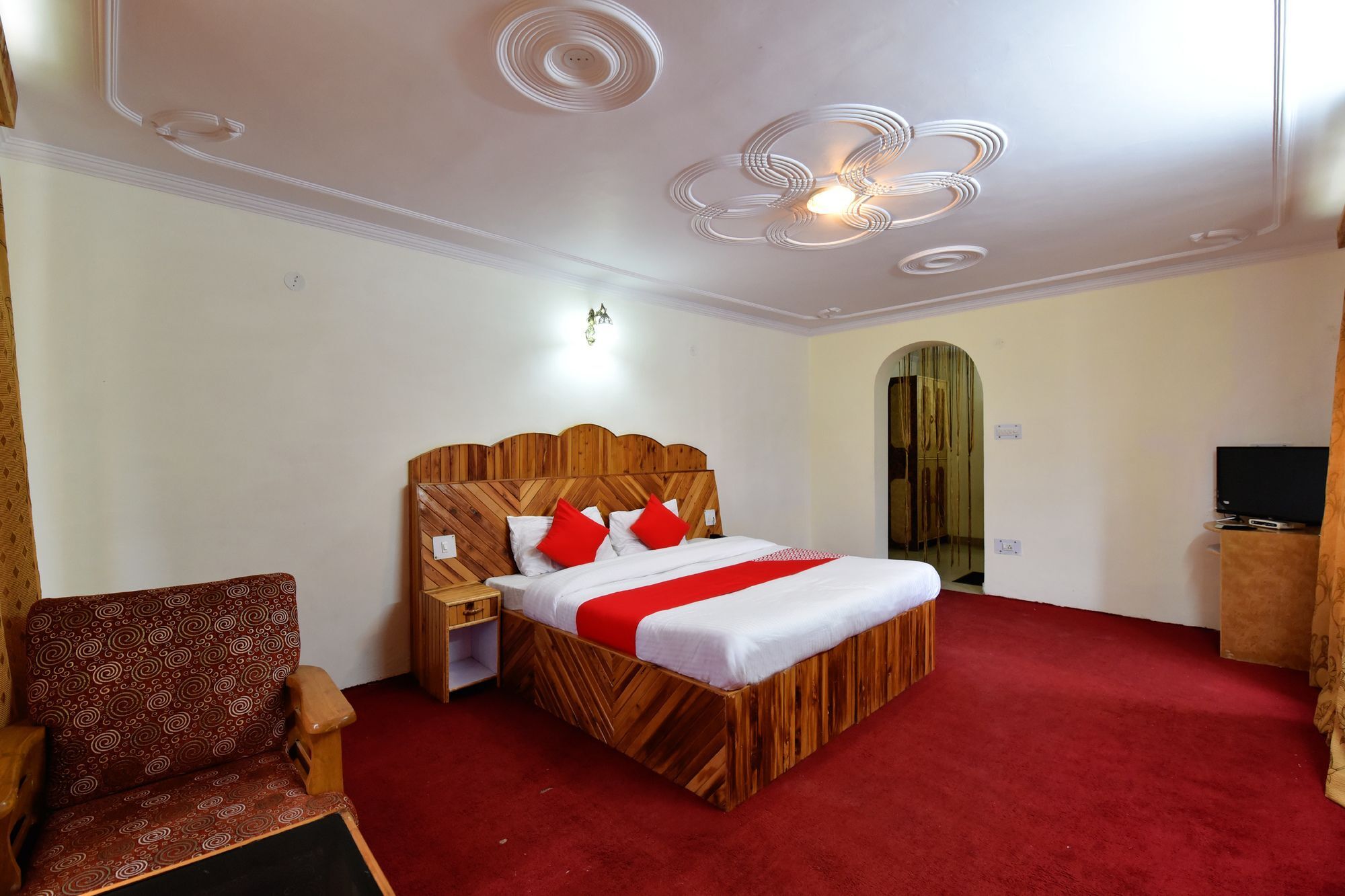 Oyo 13232 Red Rose Cottage Манали Экстерьер фото